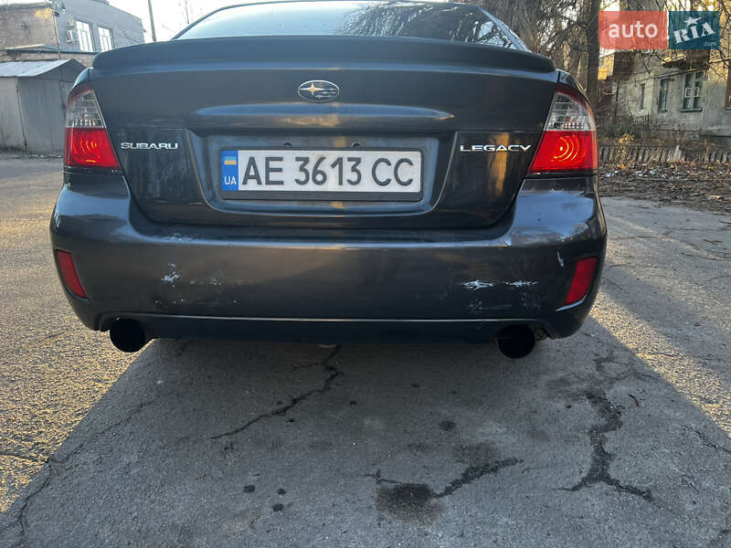 Седан Subaru Legacy 2008 в Днепре