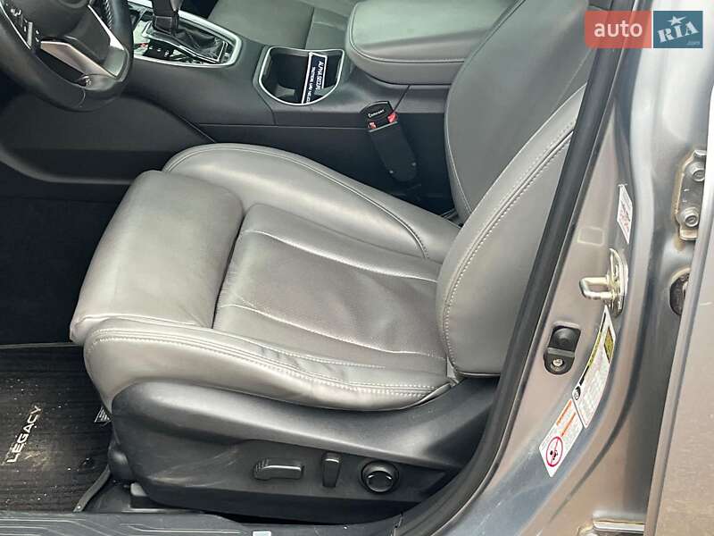 Седан Subaru Legacy 2019 в Киеве