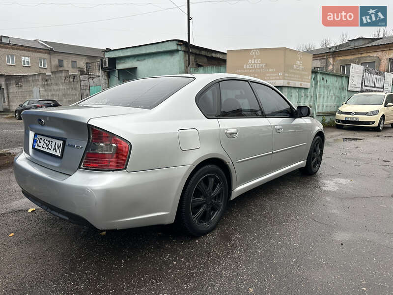 Седан Subaru Legacy 2004 в Каменском