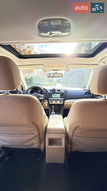 Седан Subaru Legacy 2016 в Киеве