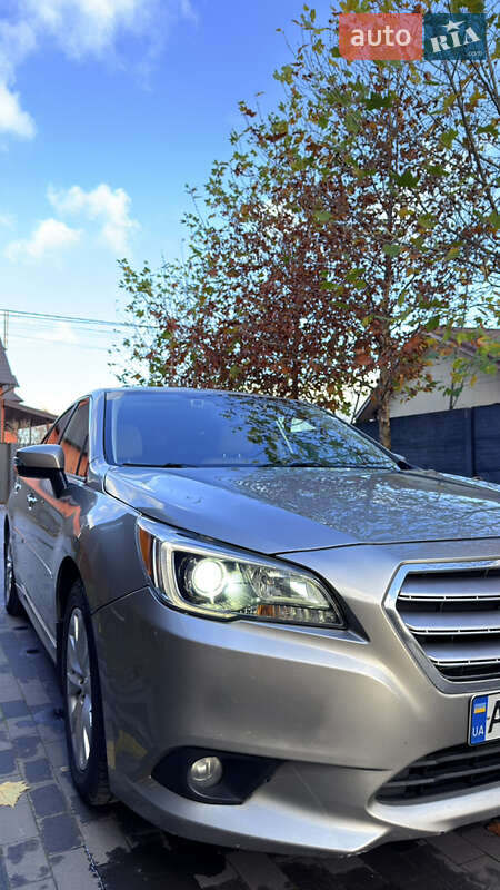 Седан Subaru Legacy 2016 в Киеве