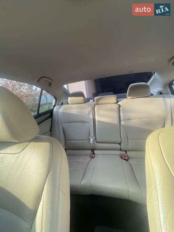 Седан Subaru Legacy 2016 в Дніпрі фото 10 Седан Subaru Legacy 2016 в Дніпрі