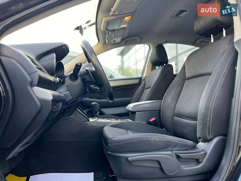 Седан Subaru Legacy 2016 в Ивано-Франковске фото 9 Седан Subaru Legacy 2016 в Ивано-Франковске