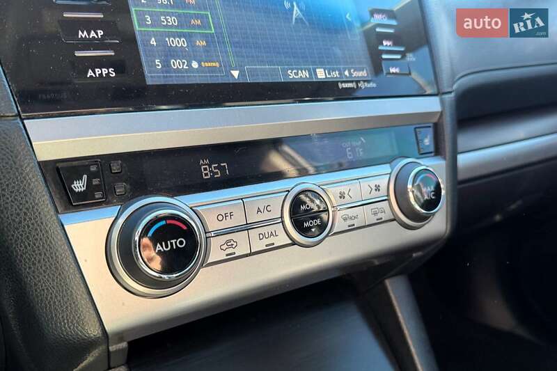 Седан Subaru Legacy 2015 в Киеве