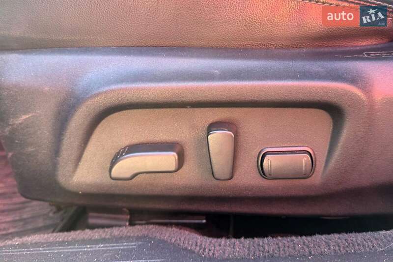 Седан Subaru Legacy 2015 в Киеве