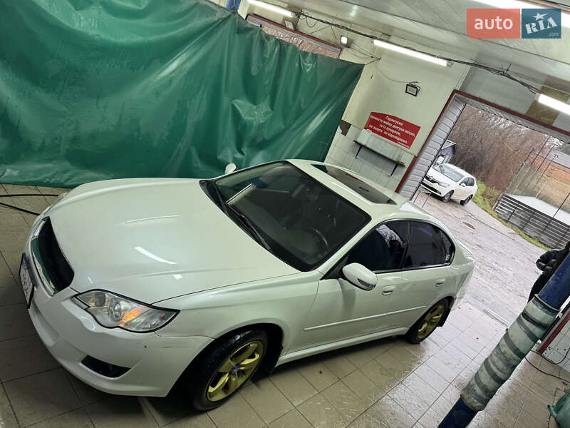Седан Subaru Legacy 2008 в Ровно