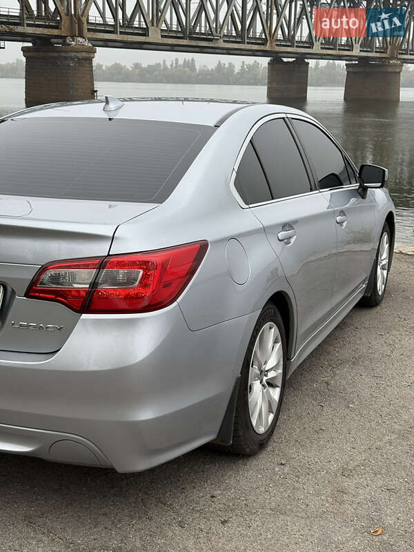 Седан Subaru Legacy 2016 в Днепре