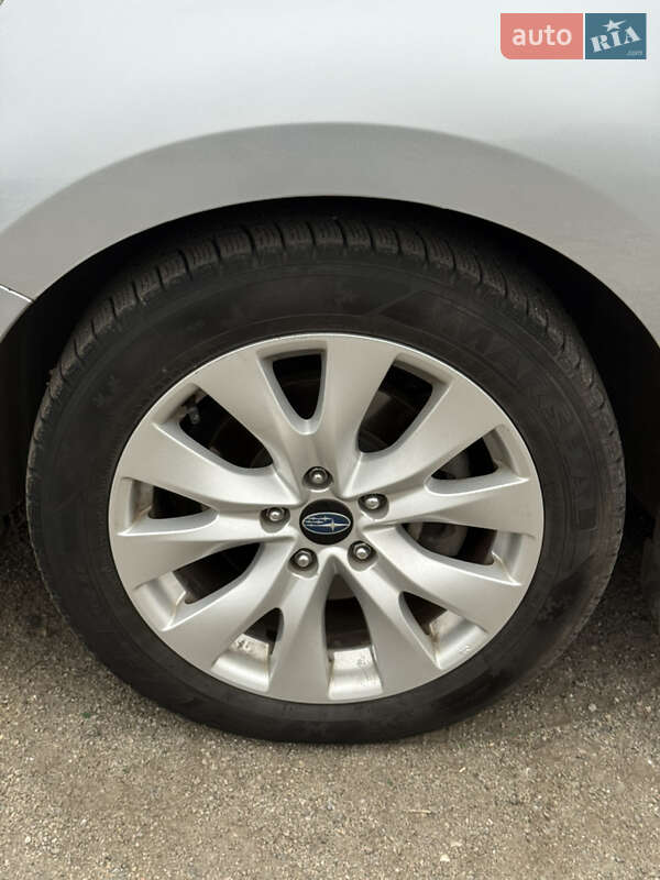 Седан Subaru Legacy 2016 в Днепре