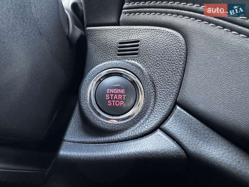 Седан Subaru Legacy 2019 в Киеве