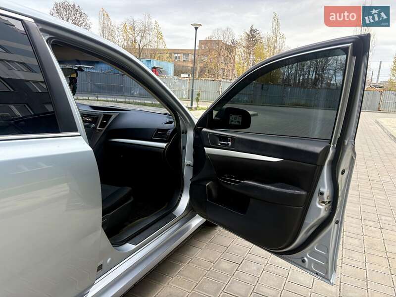 Седан Subaru Legacy 2012 в Одессе