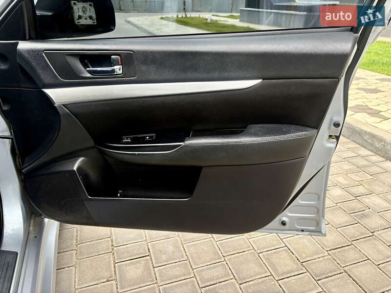 Седан Subaru Legacy 2012 в Одессе