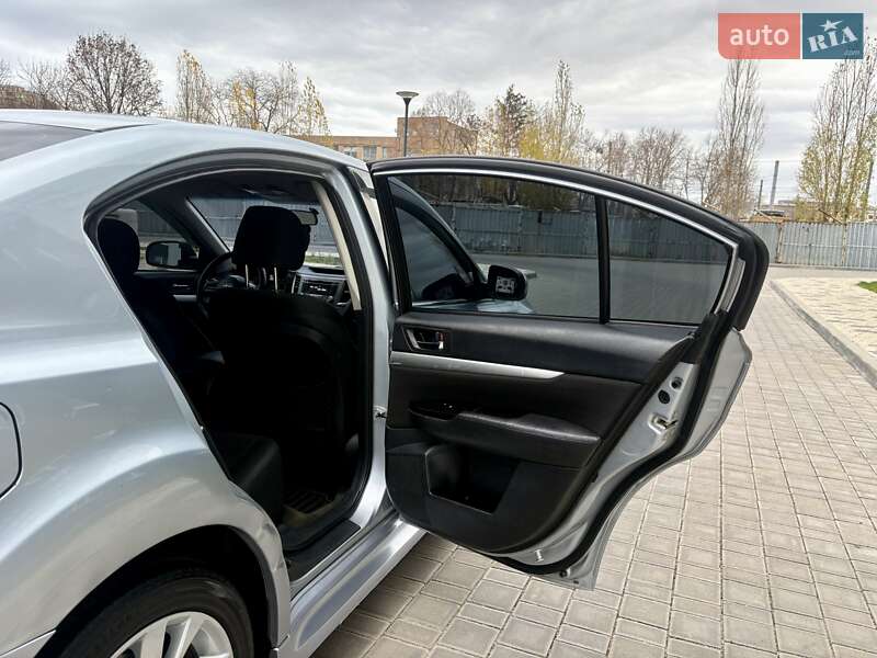 Седан Subaru Legacy 2012 в Одессе