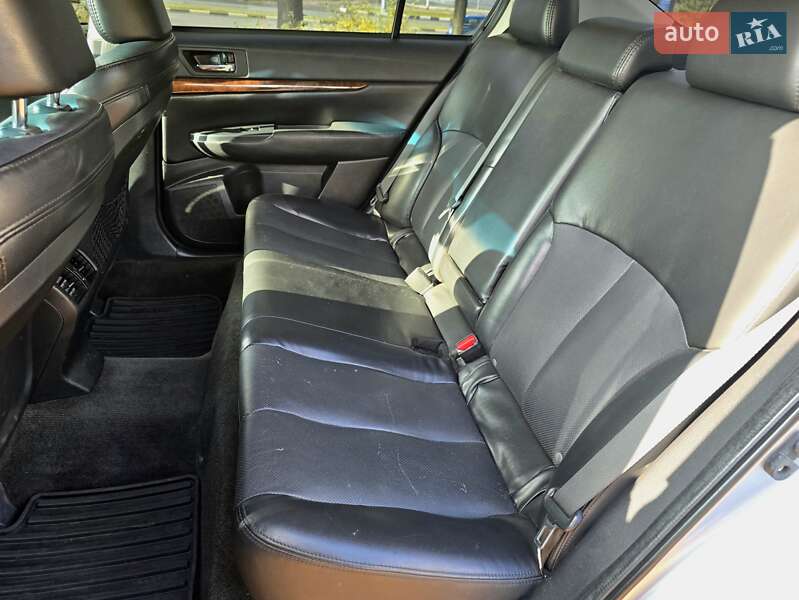 Седан Subaru Legacy 2012 в Харькове
