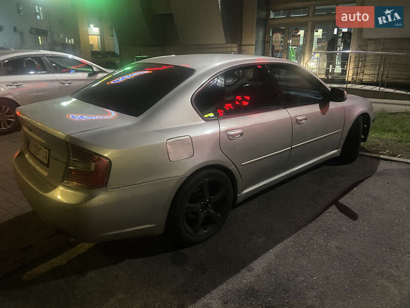 Седан Subaru Legacy 2006 в Києві
