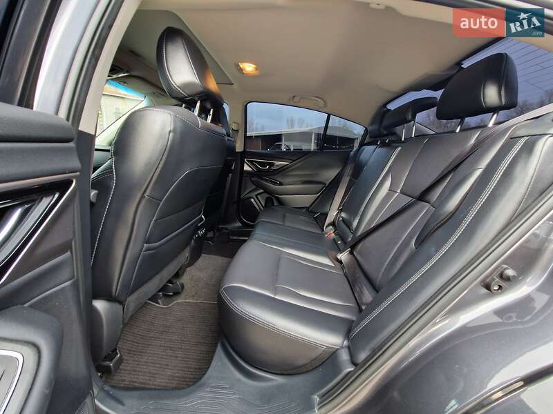 Седан Subaru Legacy 2021 в Днепре