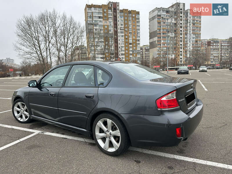 Седан Subaru Legacy 2008 в Киеве