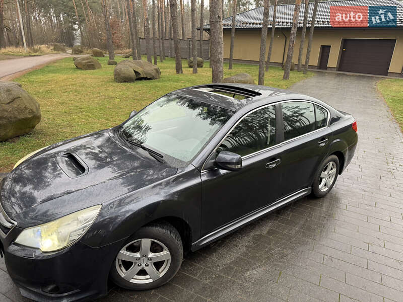 Седан Subaru Legacy 2010 в Житомирі