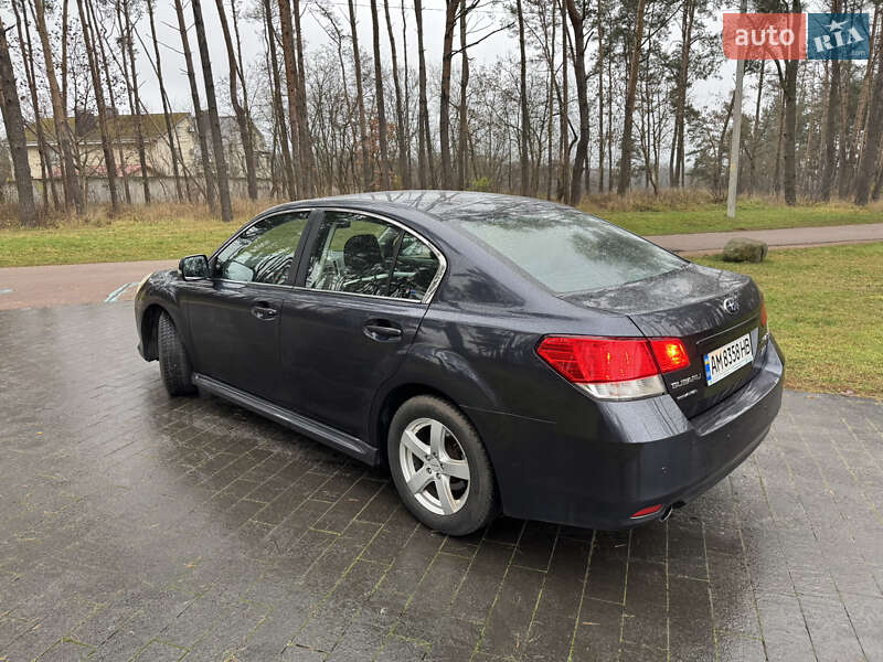Седан Subaru Legacy 2010 в Житомирі