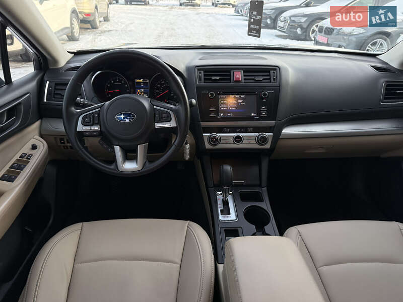 Седан Subaru Legacy 2017 в Ровно