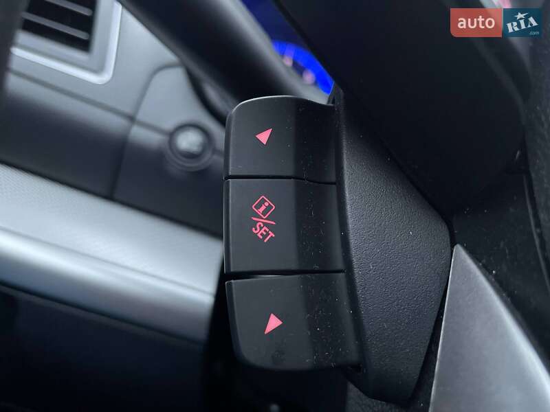 Седан Subaru Legacy 2019 в Киеве