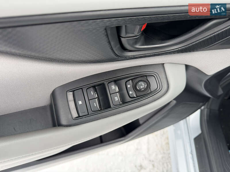 Седан Subaru Legacy 2019 в Виннице