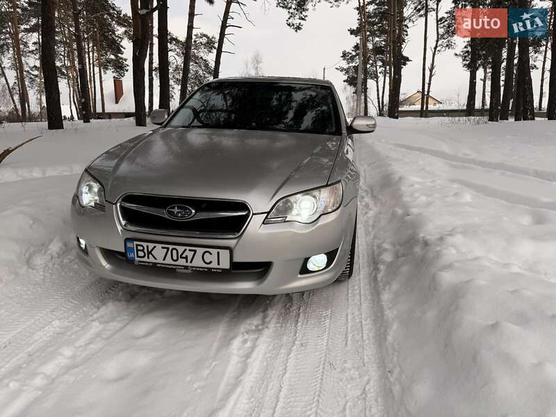 Седан Subaru Legacy 2007 в Вараше фото 3 Седан Subaru Legacy 2007 в Вараше