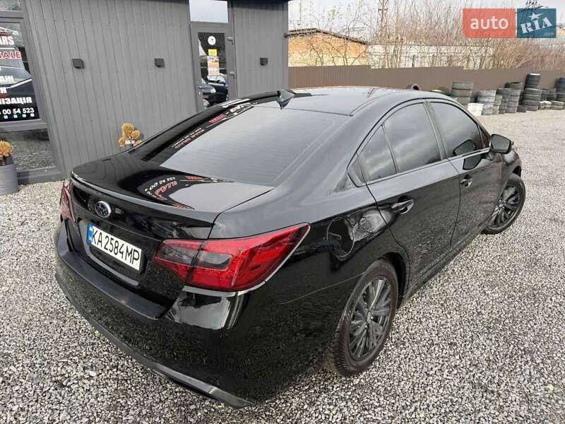 Седан Subaru Legacy 2017 в Кременце