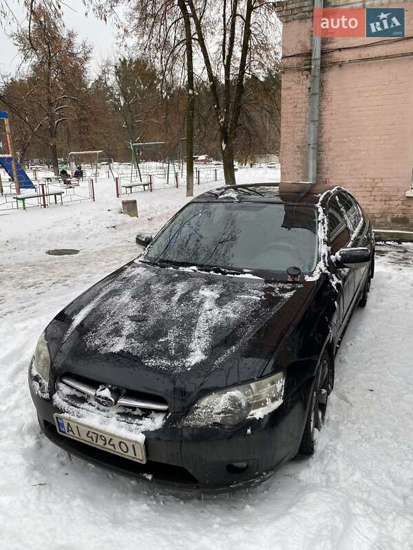Седан Subaru Legacy 2005 в Киеве