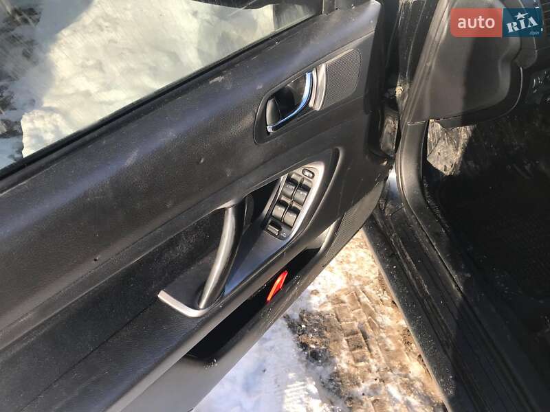 Седан Subaru Legacy 2005 в Ровно