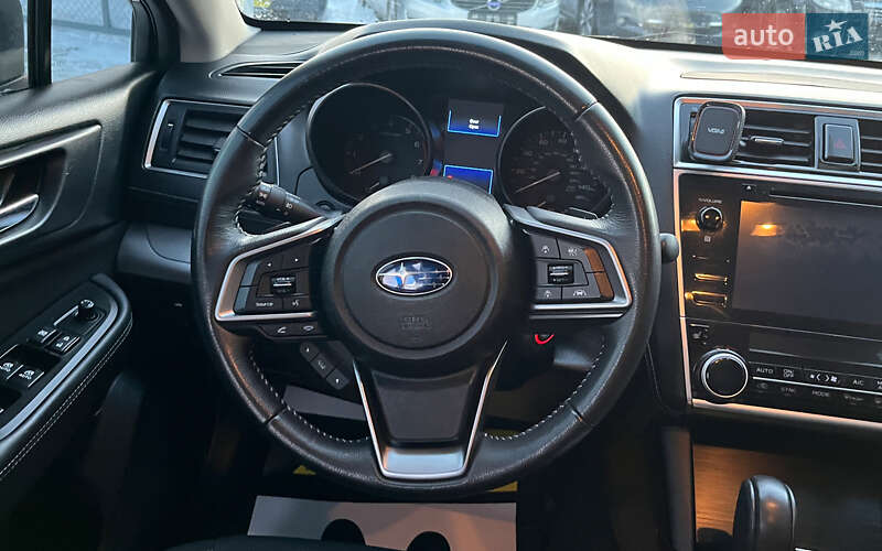 Седан Subaru Legacy 2019 в Стрые