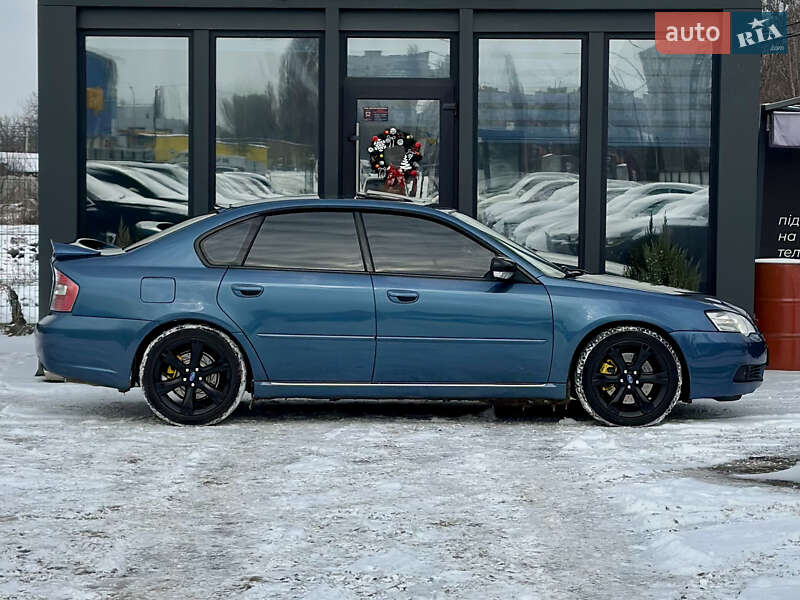 Седан Subaru Legacy 2004 в Кременчуге