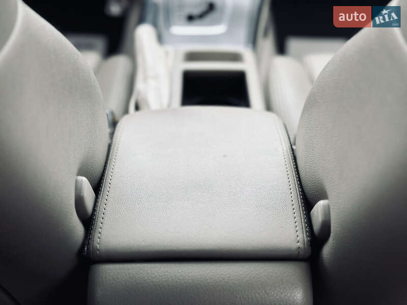 Седан Subaru Legacy 2004 в Кременчуге