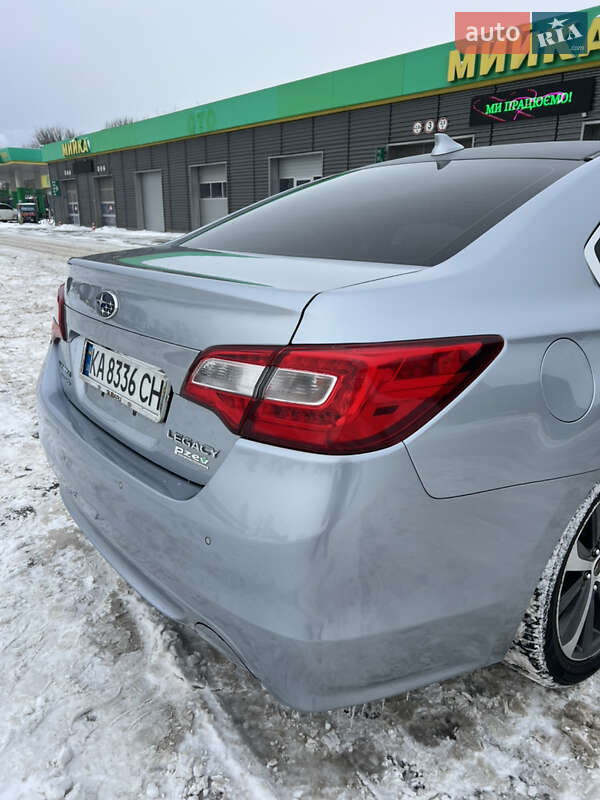 Седан Subaru Legacy 2016 в Борисполе