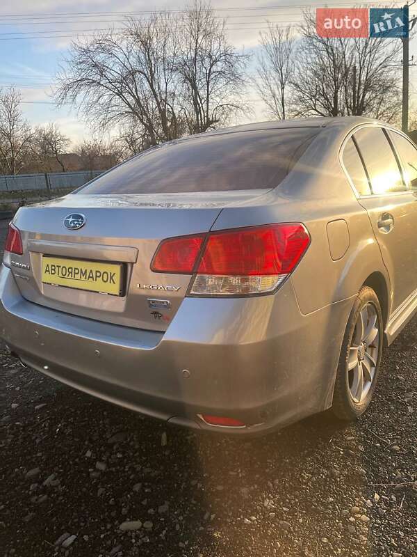 Седан Subaru Legacy 2010 в Ужгороді