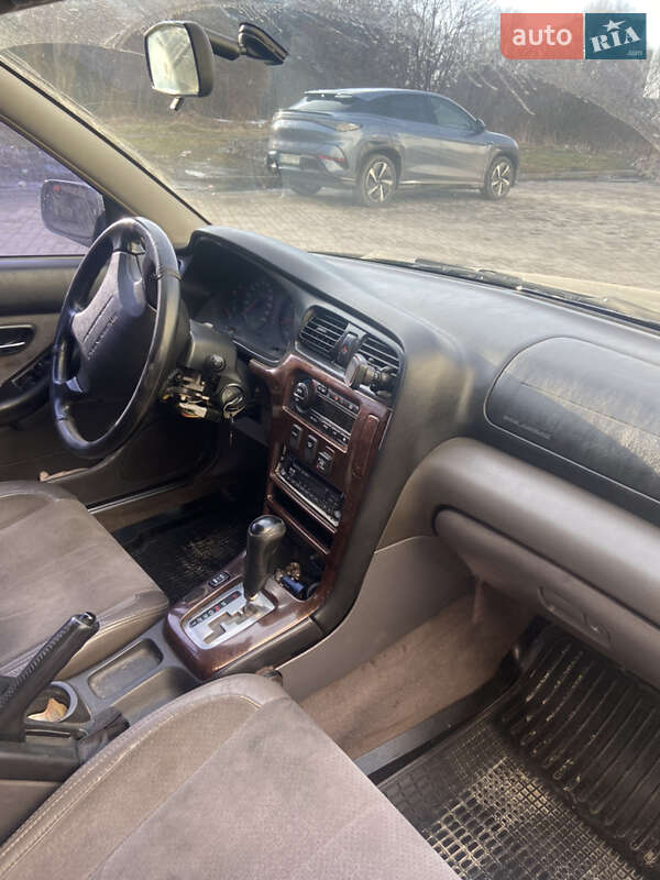 Універсал Subaru Legacy 2000 в Львові