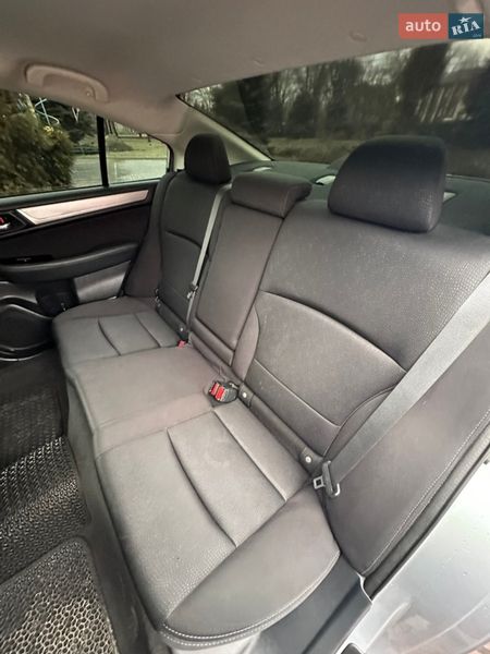 Седан Subaru Legacy 2016 в Днепре