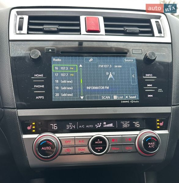 Седан Subaru Legacy 2016 в Днепре