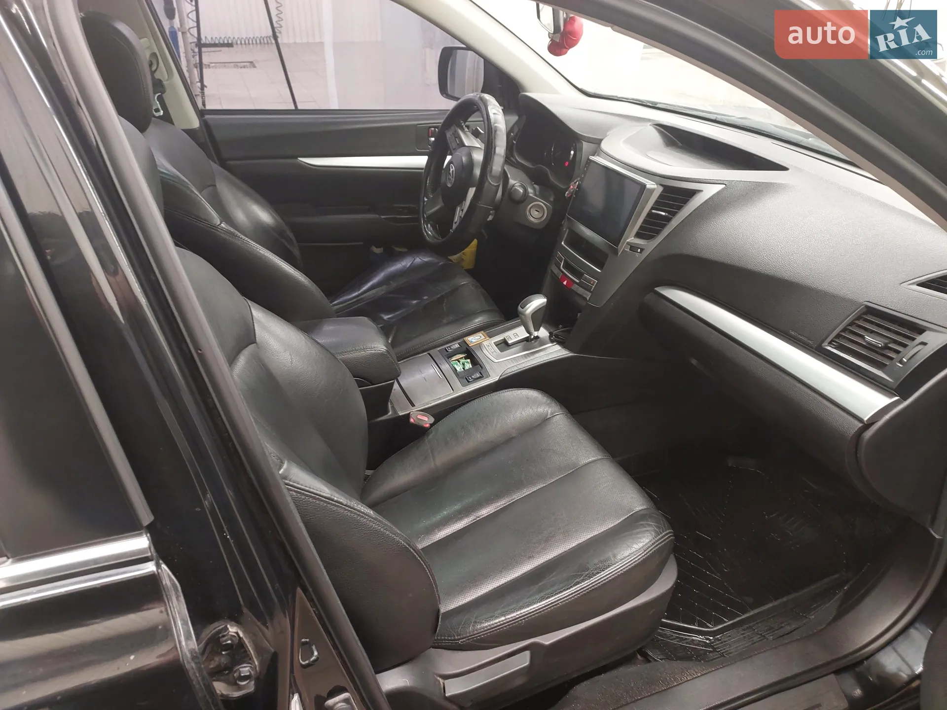 2010 Subaru Legacy - мініатюра 8