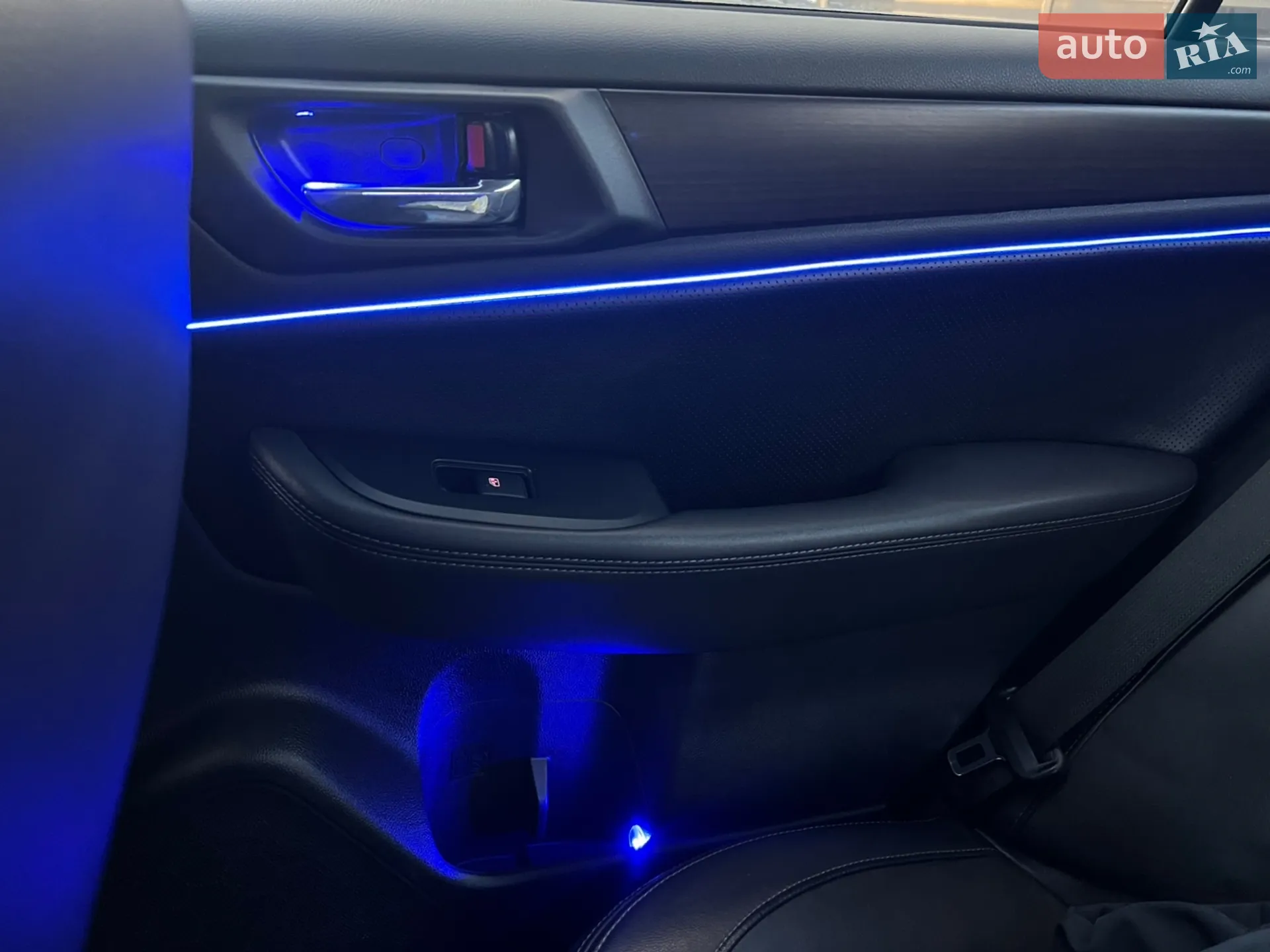 2016 Subaru Legacy - мініатюра 11