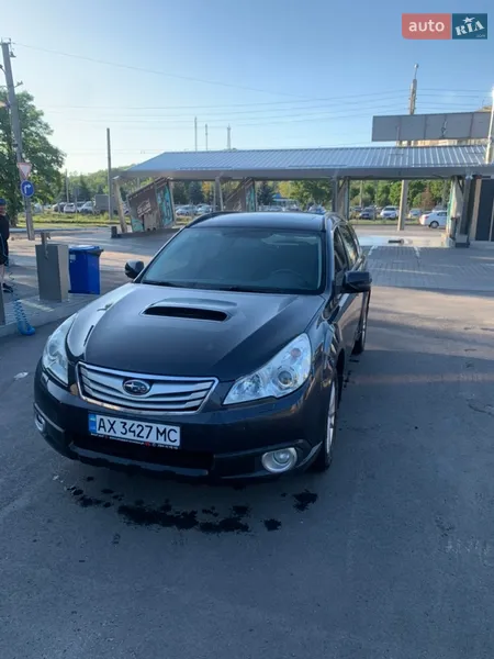 Subaru Legacy 2011