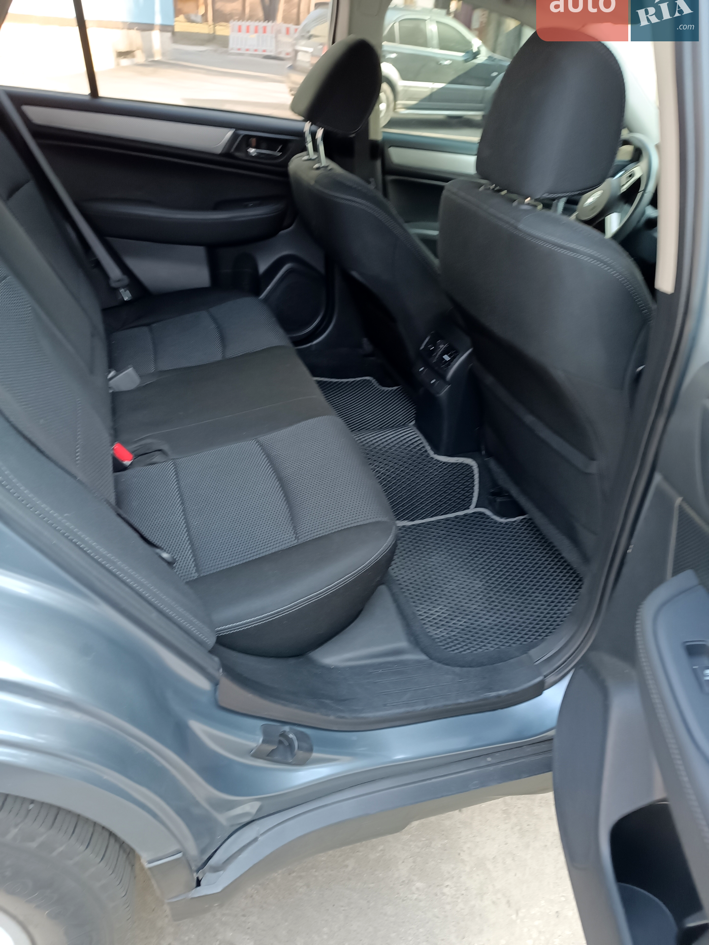 2016 Subaru Legacy - мініатюра 8