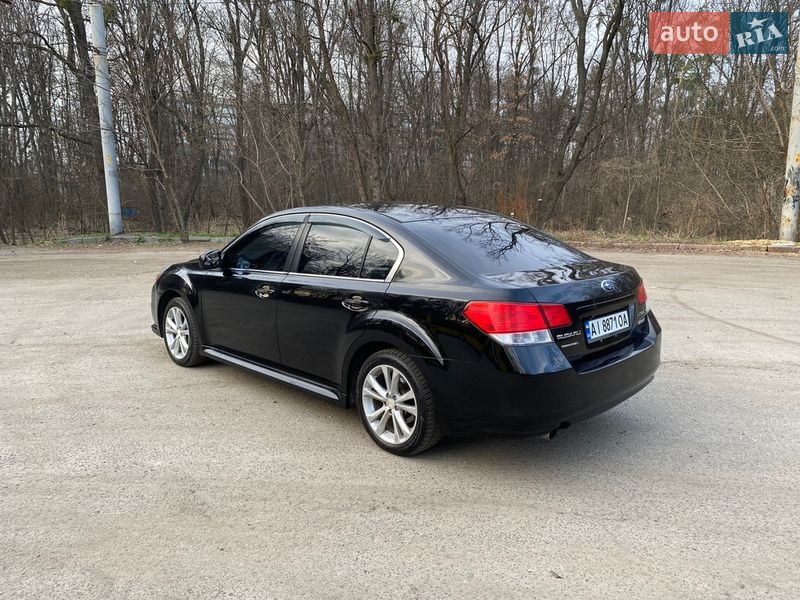 Седан Subaru Legacy 2014 в Києві