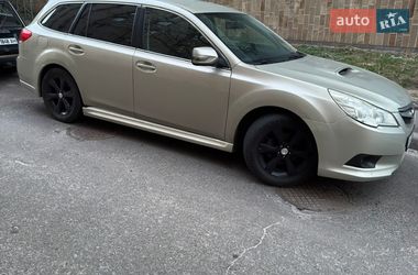 Універсал Subaru Legacy 2010 в Києві
