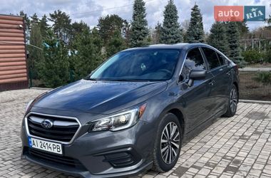 Седан Subaru Legacy 2018 в Святопетровское
