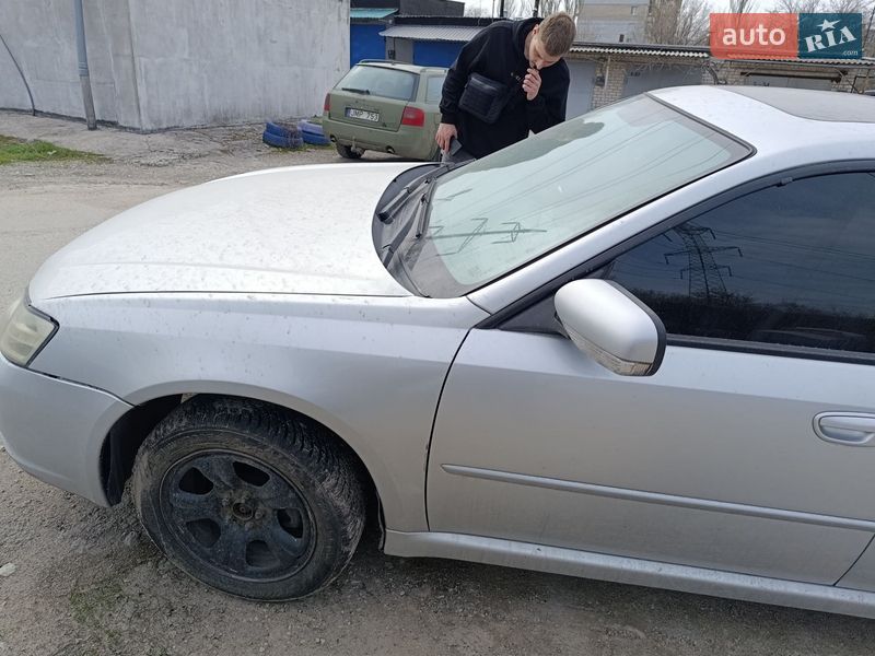 Седан Subaru Legacy 2003 в Запорожье