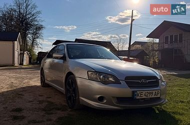 Седан Subaru Legacy 2004 в Хырове