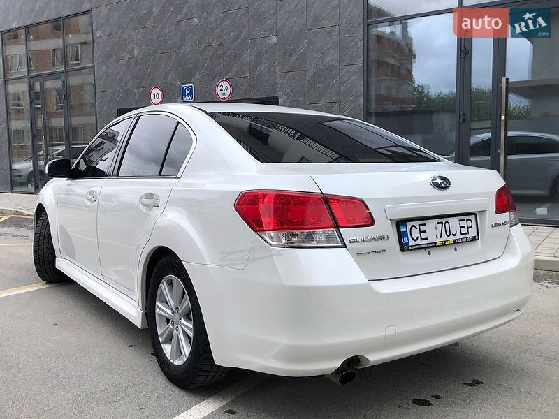 Седан Subaru Legacy 2010 в Львове