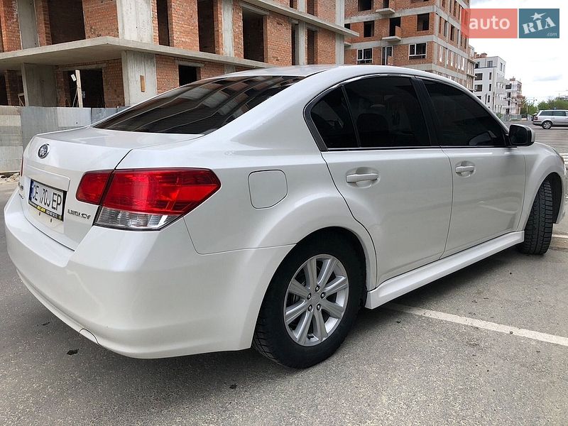 Седан Subaru Legacy 2010 в Львове