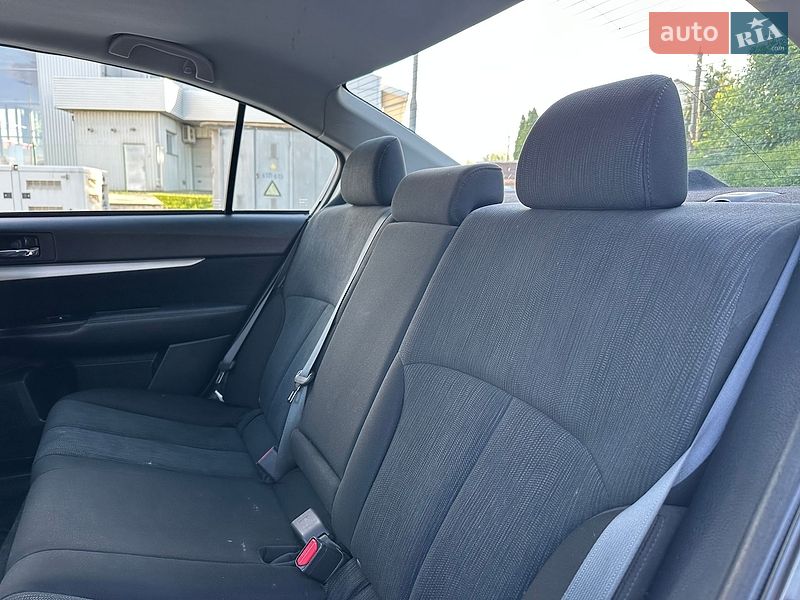 Седан Subaru Legacy 2014 в Хмельницком