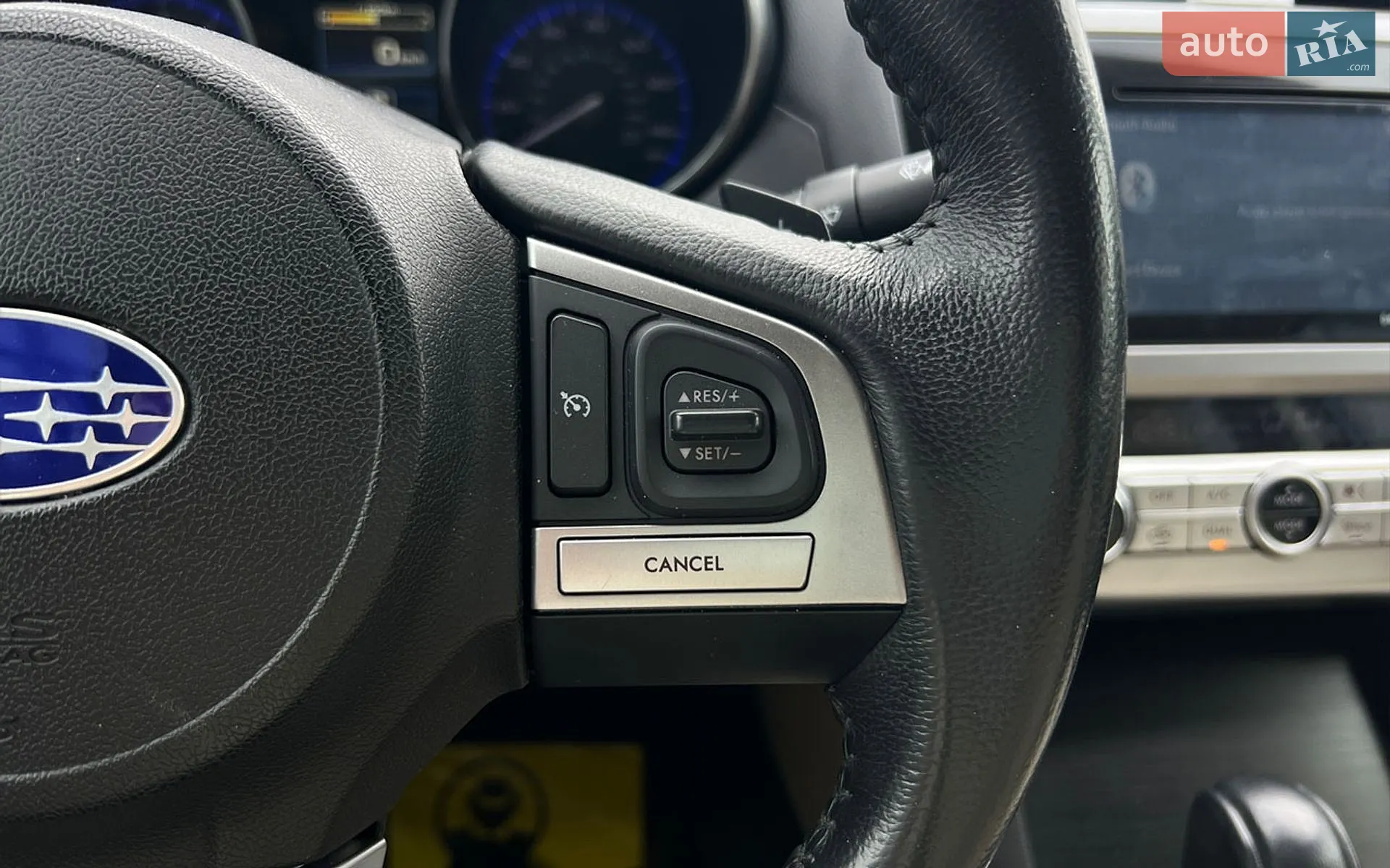 2016 Subaru Legacy - мініатюра 16